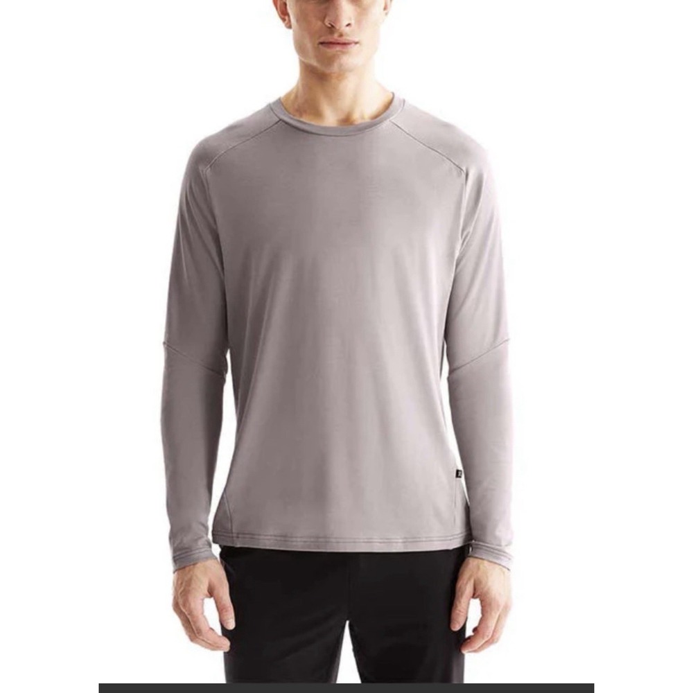 On Cloud Running Focus T Men's Medium Swiss Engineering Crew Neck #KL8-6
